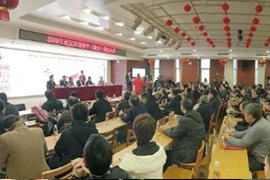 <b>博“鏡”醫(yī)技，誠信立德，凱卓科技助力第二屆武漢東湖脊柱（微創(chuàng)）國際論壇開幕</b>